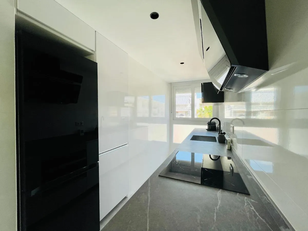 Malta Luxe Apartment Salou 0*,